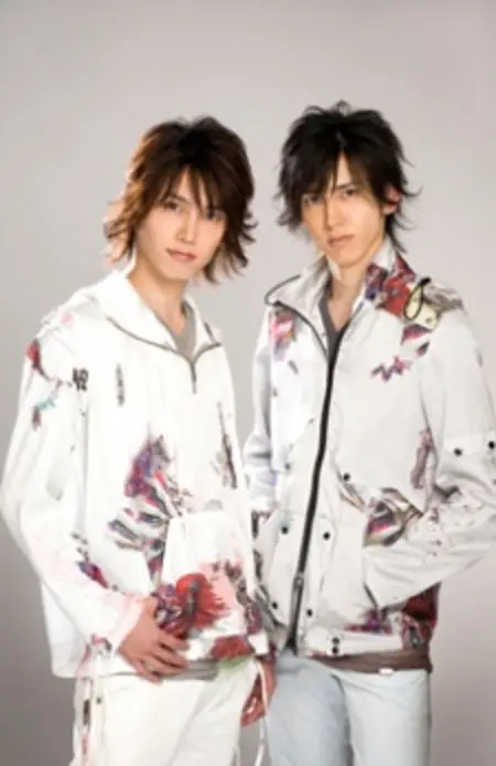 ON/OFF-twins-